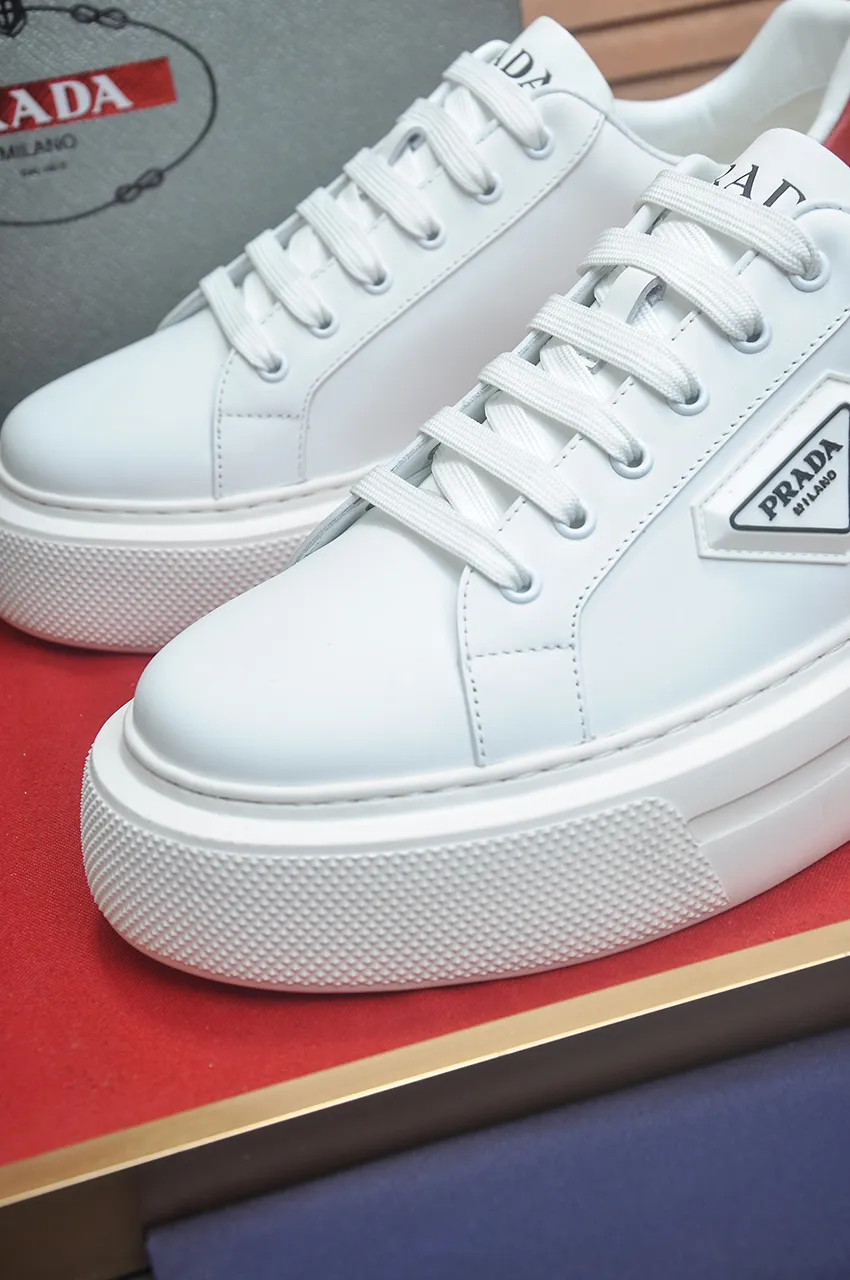 Men's shoes 💰580💶【PRADA】Top original, new season, high quality original goods, top imported calfskin with original imported glue, imported cowhide inside with original cowhide feet, original outsole! Quality guaranteed! Code 38-45 (45 customized)